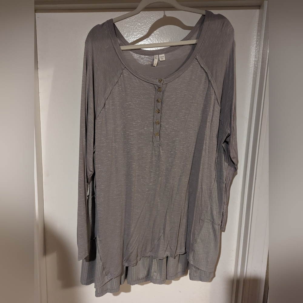 Ruffle back button front tunic